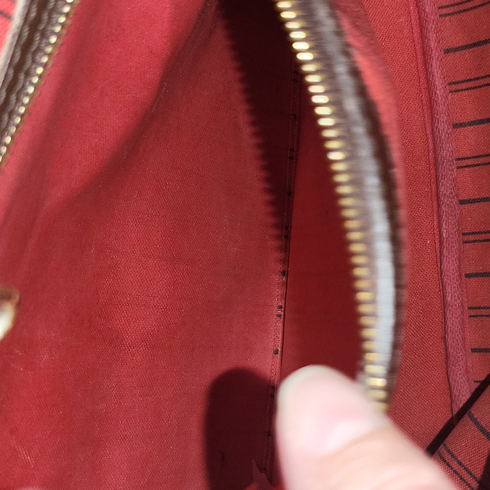 Louis Vuitton Neverfull MM - Picture 11 of 11